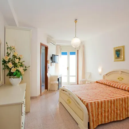 Hotel Imperial Caorle Exterior foto